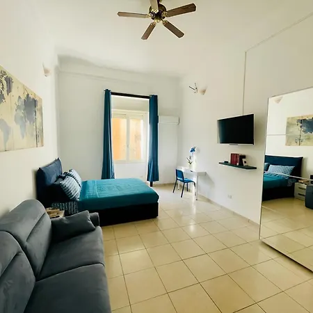 Ferienwohnung Napoli Forcella House Al Centro Di Napoli Exterior foto