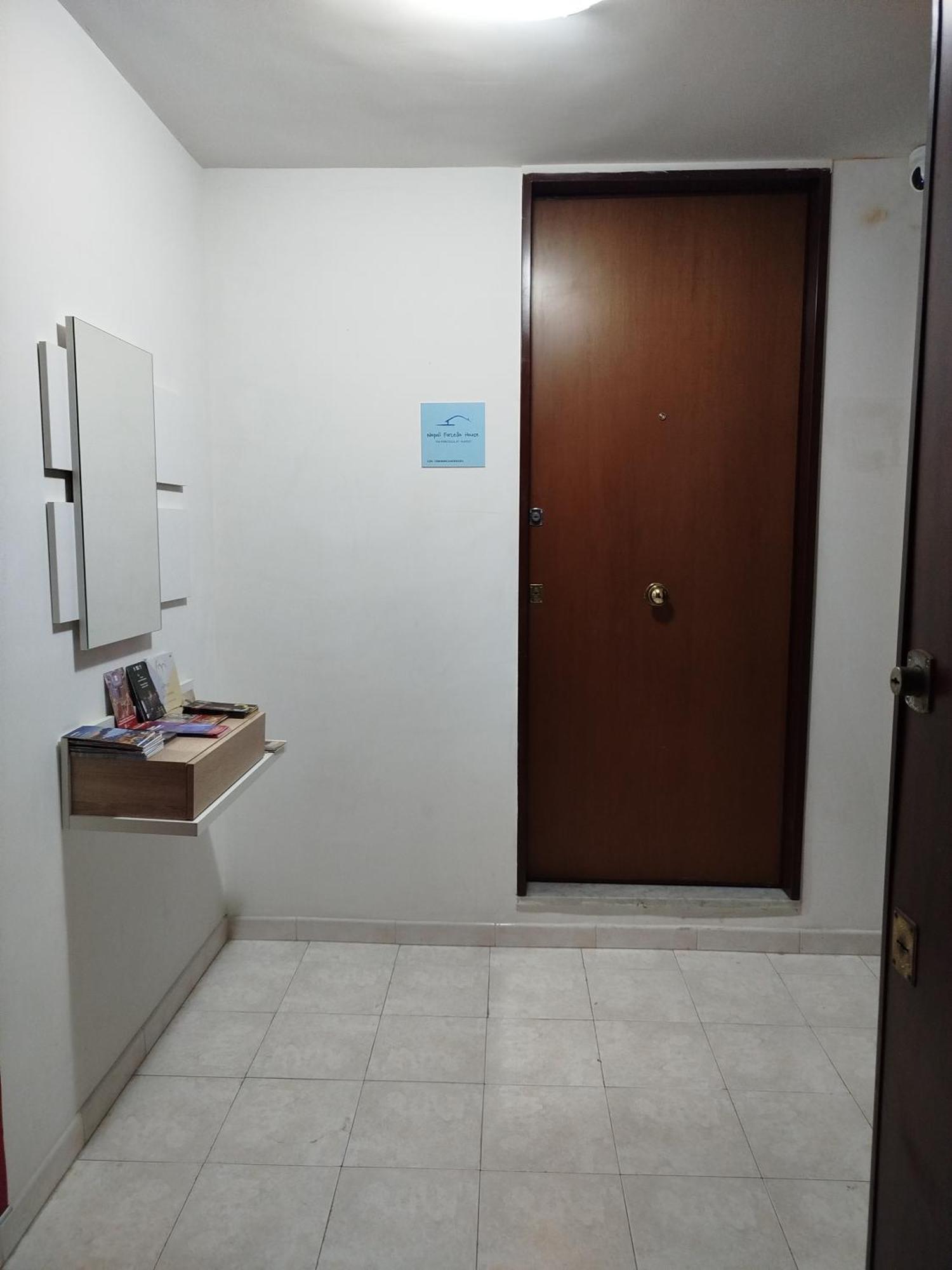 Apartamento Forcella House Al Centro Di